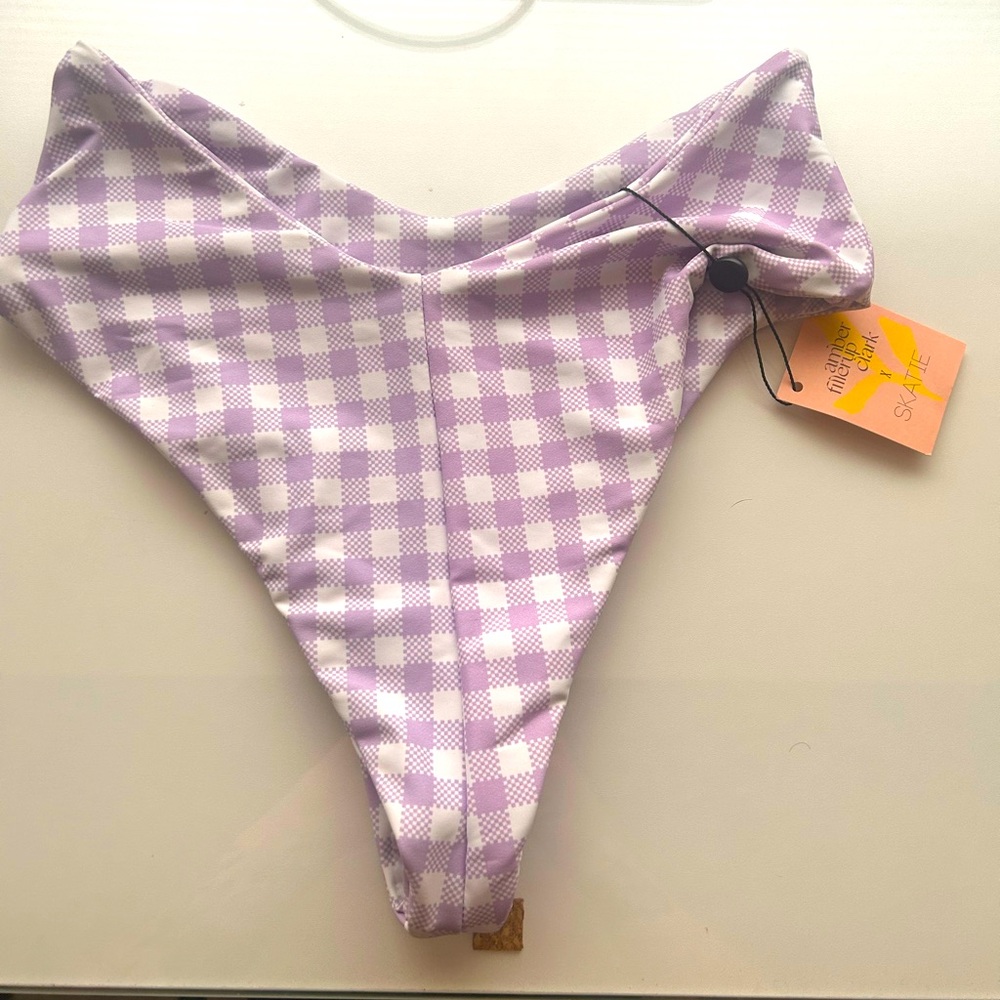 Skatie “Melly” bottoms, light purple and white check